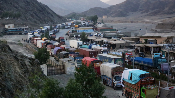 https://salarnews.in/public/uploads/images/newsimages/maannewsimage15102025_205903_Web 2 728x410 (13).png